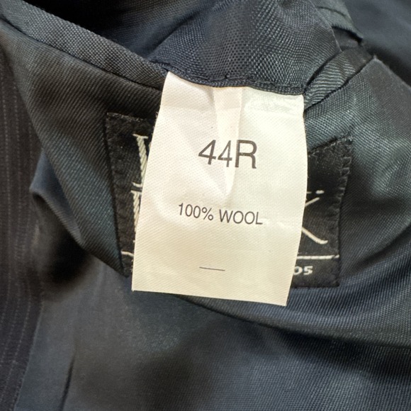 JOS A BANK 100% Wool Navy Blue Pin Stripe Sport Coat Sz 44R Blazer Jacket - Picture 6 of 11